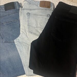 3 pair men’s jeans